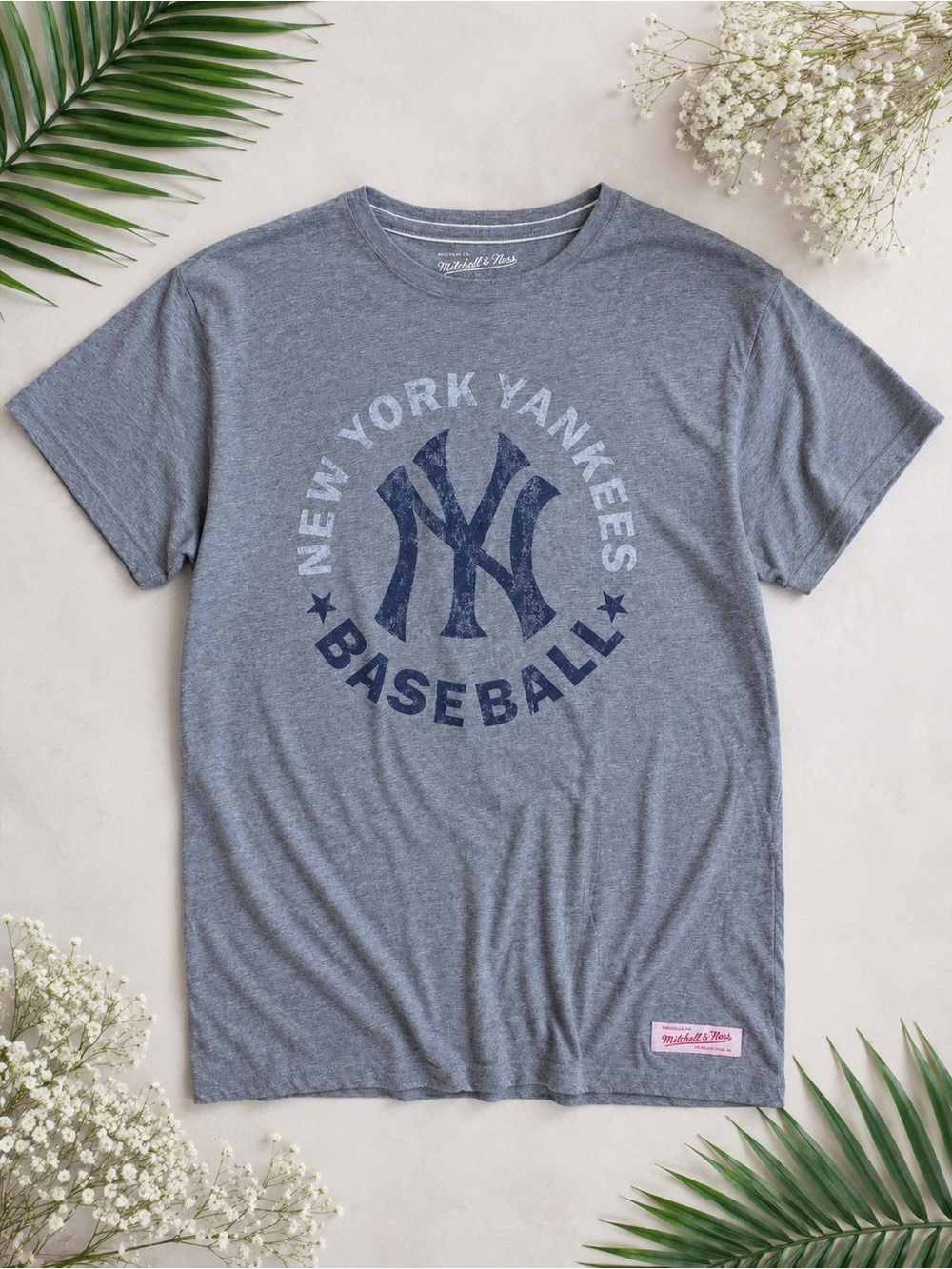 Mitchell & Ness New York Yankees Fan Vintage Grey T-Shirt Men’s XL